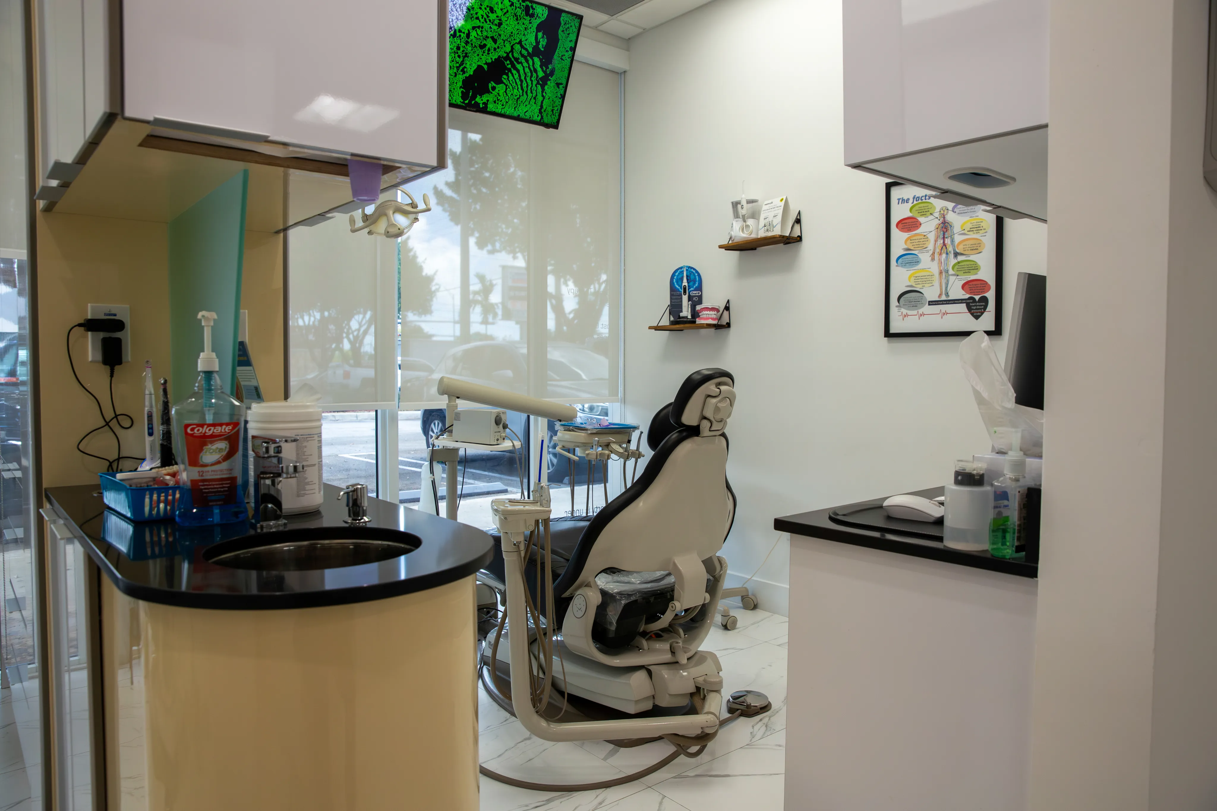 Reception area at Jennifer Lopez Dental